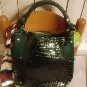 essence purse price